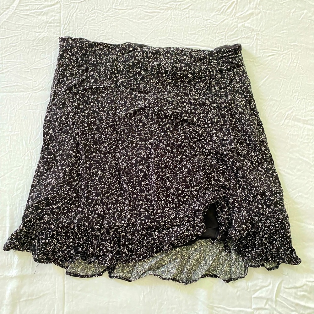 Ruffle hem floral skirt
